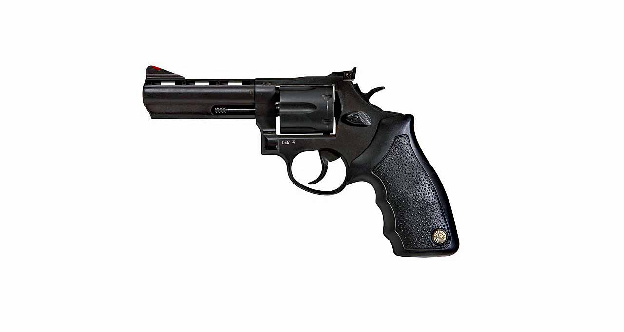 Taurus 689  6"